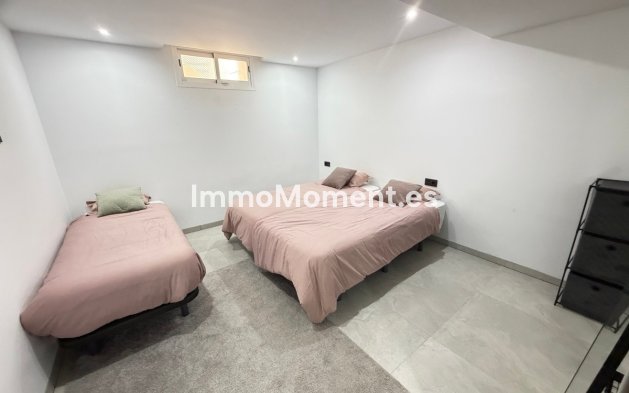 Resale - Detached villa - Orihuela Costa - Villamartín
