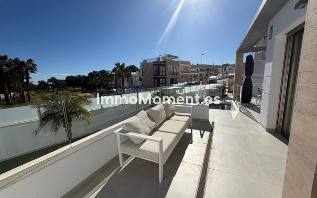 Resale - Detached villa - Orihuela Costa - Villamartín