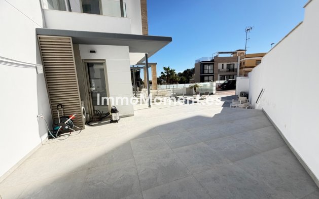 Resale - Detached villa - Orihuela Costa - Villamartín
