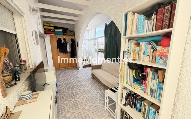 Resale - Detached villa - Orihuela Costa - Villamartín