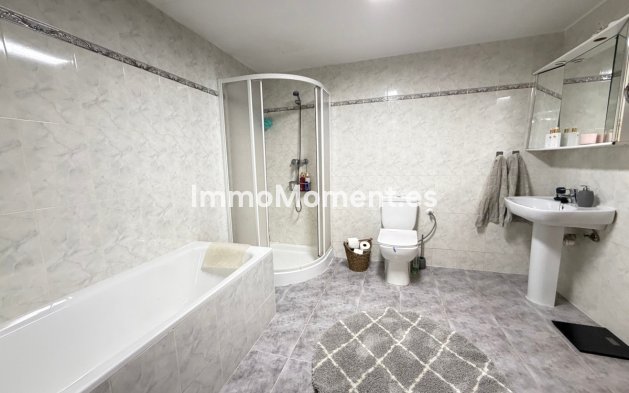 Resale - Detached villa - Torrevieja - San Luis