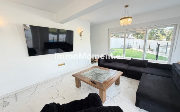 Resale - Detached villa - Orihuela Costa - Villamartín