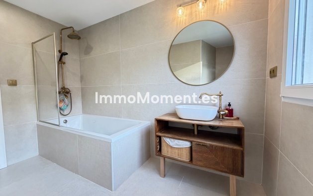 Resale - Detached villa - Orihuela Costa - Villamartín