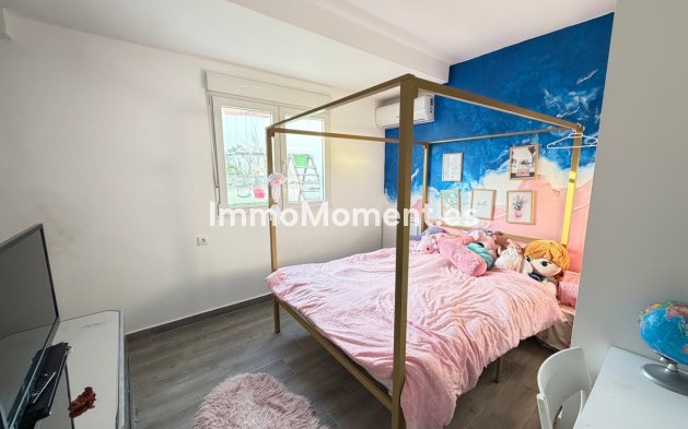 Resale - Detached villa - Orihuela Costa - Villamartín