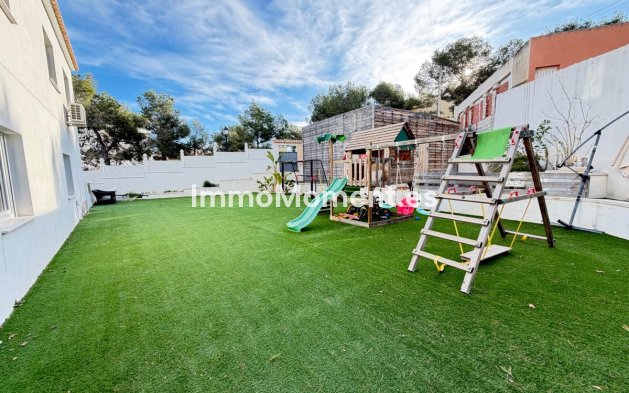 Resale - Detached villa - Orihuela Costa - Villamartín