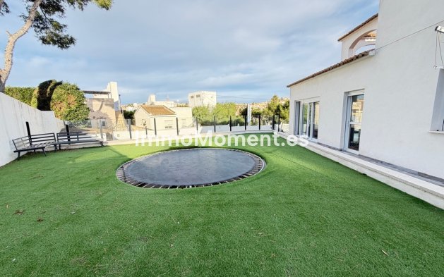 Resale - Detached villa - Orihuela Costa - Villamartín
