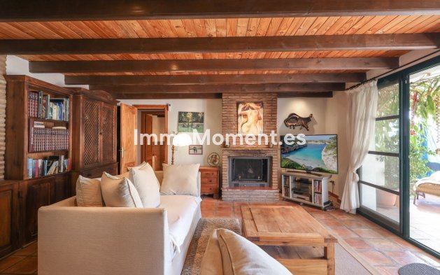 Resale - Detached villa - Inland  - Monda