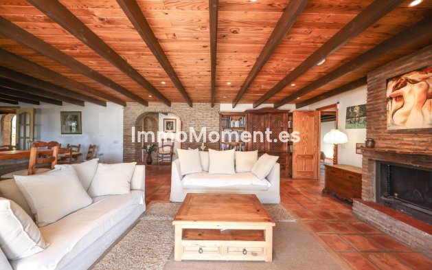 Resale - Detached villa - Inland  - Monda