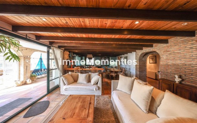 Resale - Detached villa - Inland  - Monda