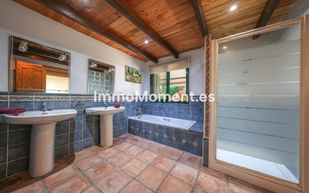 Resale - Detached villa - Inland  - Monda
