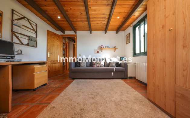 Resale - Detached villa - Inland  - Monda