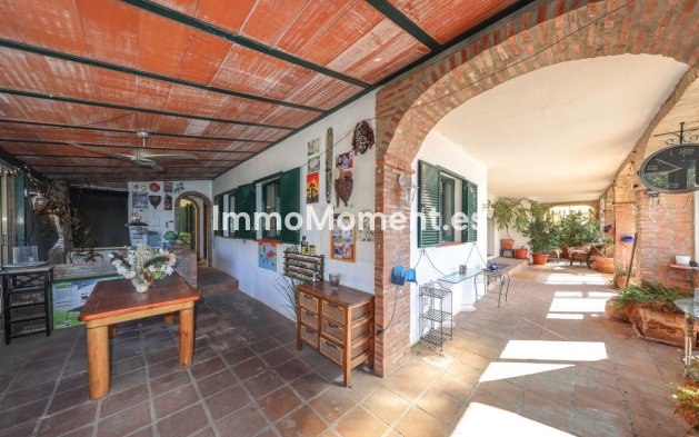 Resale - Detached villa - Inland  - Monda