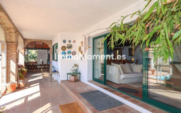 Resale - Detached villa - Inland  - Monda
