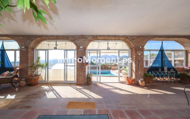 Resale - Detached villa - Inland  - Monda