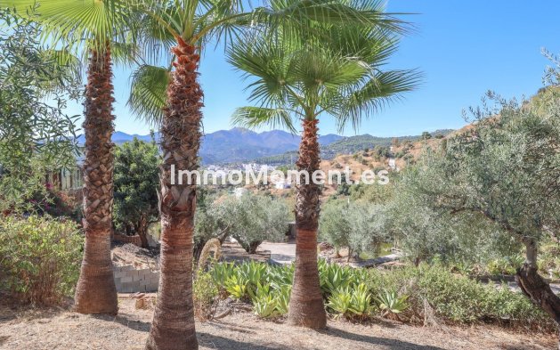 Resale - Detached villa - Inland  - Monda