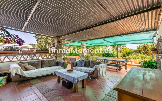 Resale - Country house - Inland  - Coín