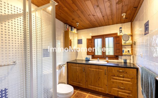 Resale - Country house - Inland  - Coín