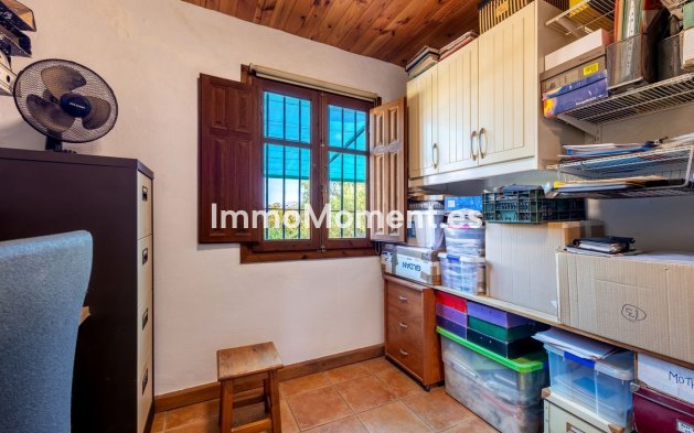 Resale - Country house - Inland  - Coín