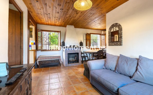 Resale - Country house - Inland  - Coín