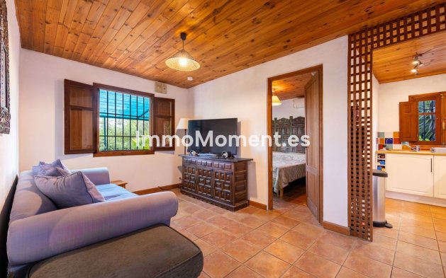 Resale - Country house - Inland  - Coín