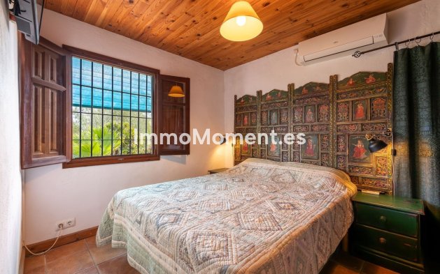 Resale - Country house - Inland  - Coín