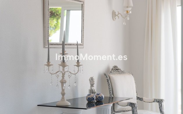 Wiederverkauf - Freistehende Villa - Benalmadena - La Capellania