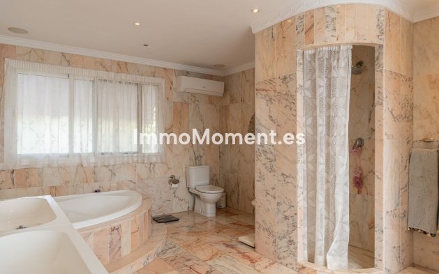 Wiederverkauf - Freistehende Villa - Benalmadena - La Capellania