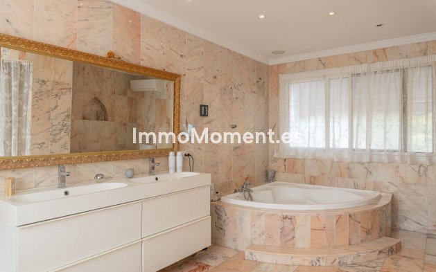 Wiederverkauf - Freistehende Villa - Benalmadena - La Capellania