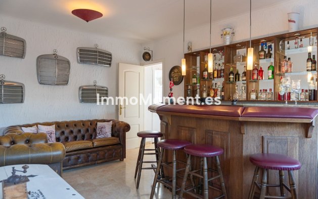 Wiederverkauf - Freistehende Villa - Benalmadena - La Capellania