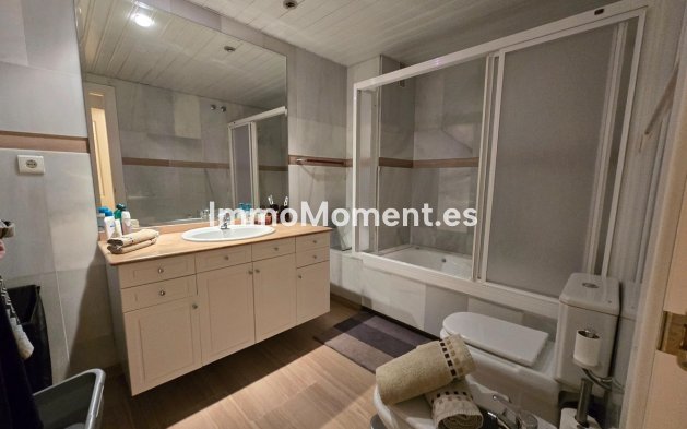Resale - Apartment - Benalmadena - Benalmadena Centro