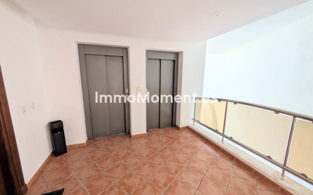 Resale - Apartment - Benalmadena - Benalmadena Centro