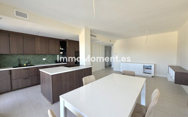 Obra nueva - Apartamento - Estepona  - Estepona Centro