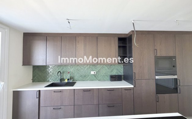Obra nueva - Apartamento - Estepona  - Estepona Centro