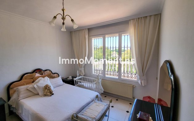 Resale - Detached villa - Marbella - Elviria