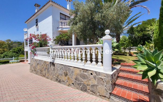 Resale - Detached villa - Marbella - Elviria