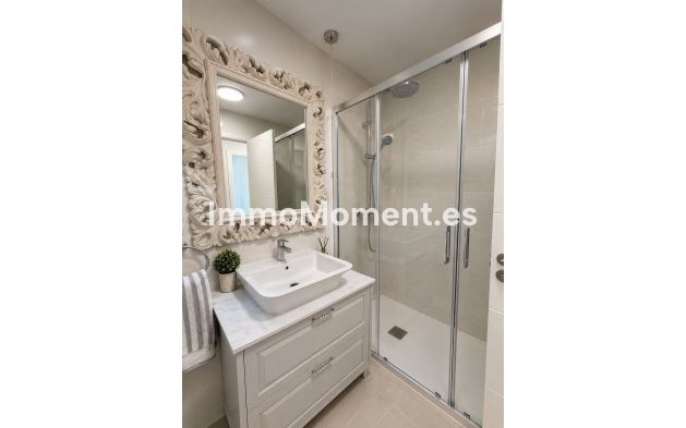 Revente - Appartement - Marbella - Nueva Andalucía