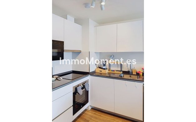 Revente - Appartement - Estepona  - Estepona Centro