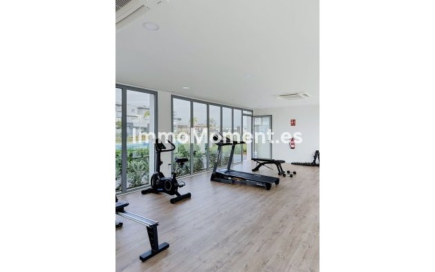Revente - Appartement - Estepona  - Estepona Centro