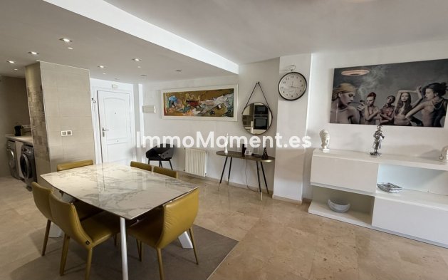 Resale - Apartment - Marbella - Guadalmina Alta
