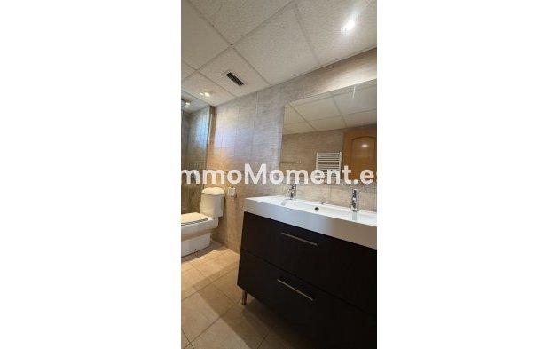 Resale - Apartment - Marbella - Guadalmina Alta