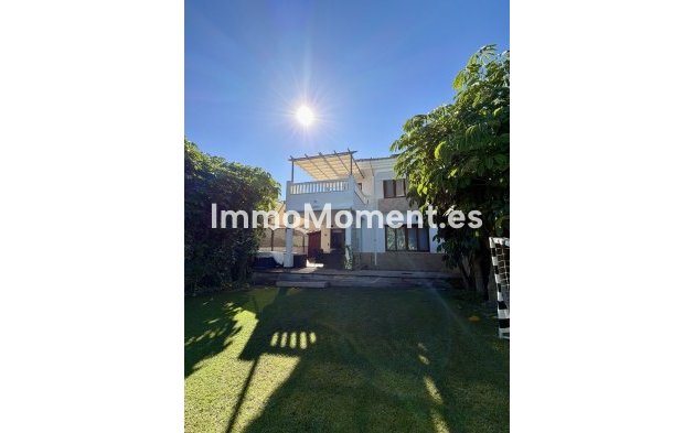 Resale - Detached villa - Benalmadena - Benalmadena Centro