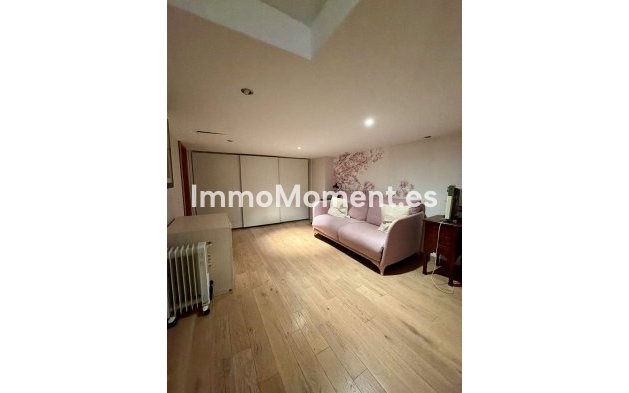 Resale - Detached villa - Benalmadena - Benalmadena Centro