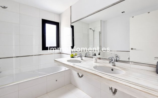 Wiederverkauf - Wohnung - Casares - Doña Julia