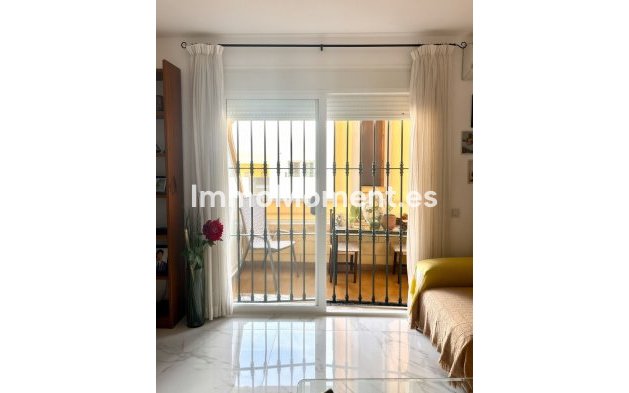 Reventa - Apartamento - Estepona  - Cancelada