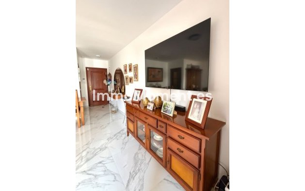 Reventa - Apartamento - Estepona  - Cancelada