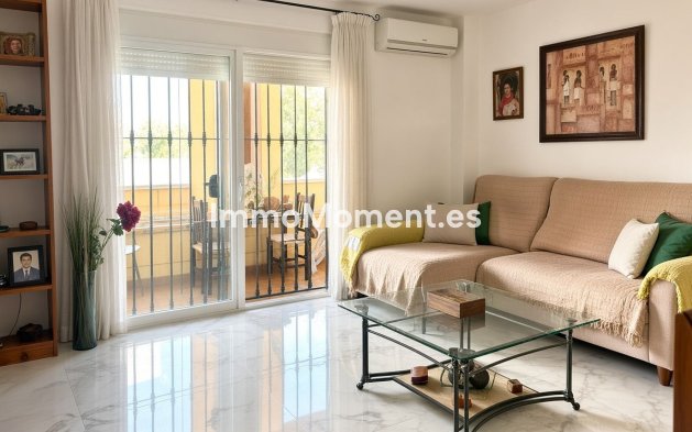 Reventa - Apartamento - Estepona  - Cancelada