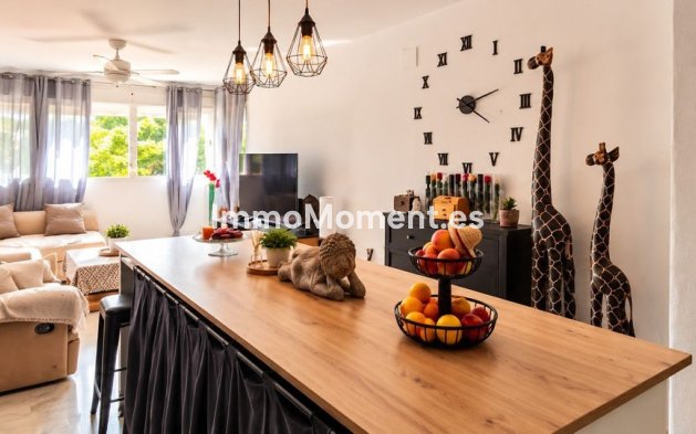 Bestaande woning - Appartement - Estepona  - Estepona Centro