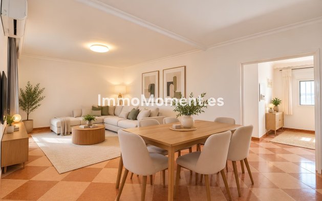 Resale - Detached villa - Fuengirola - Fuengirola Centro
