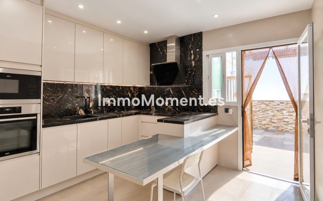 Resale - Detached villa - Fuengirola - Fuengirola Centro