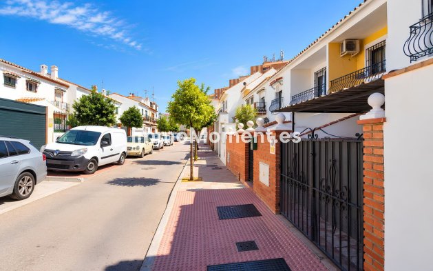 Resale - Detached villa - Fuengirola - Fuengirola Centro